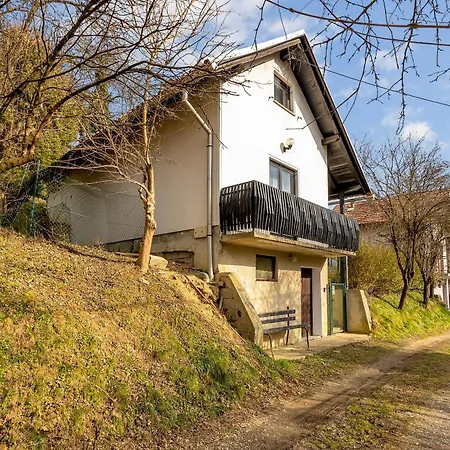 Urban Escape Nyaraló *