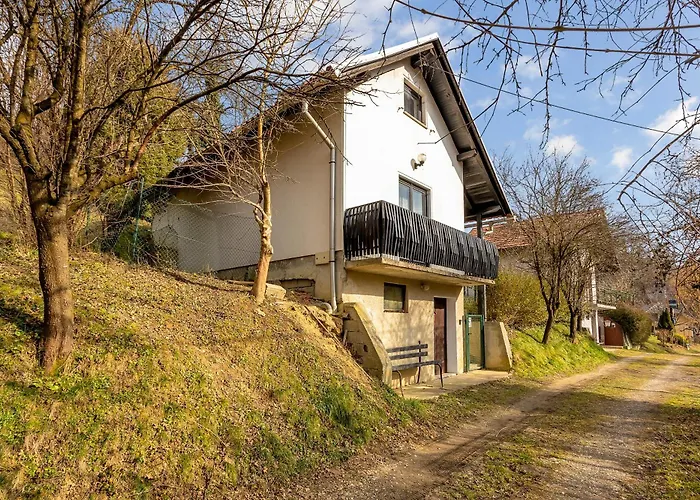 Urban Escape 別荘 *